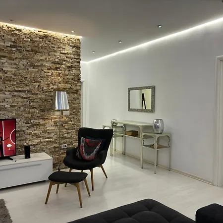 Tam Serviced 2bdr Center No6 Apartament