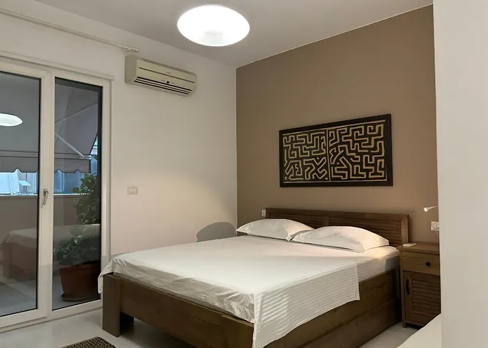Apartament Tam Serviced 2bdr Center No6 *