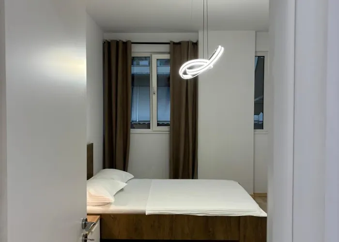 Tam Serviced 2bdr Center No6 Apartament