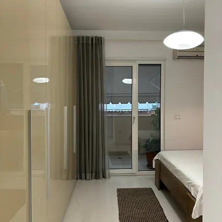 公寓 Tam Serviced 2bdr Center No6 *