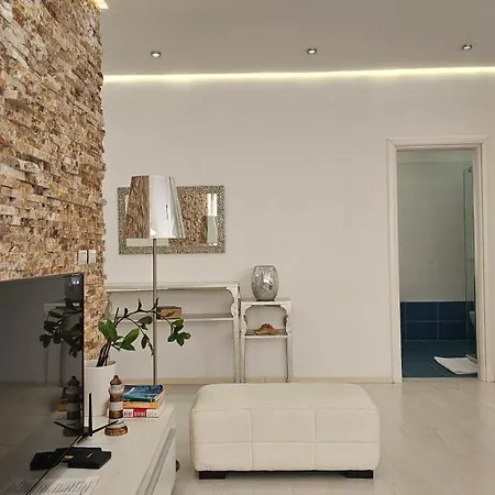 Tam Serviced 2bdr Center No6 Appartement Tirana