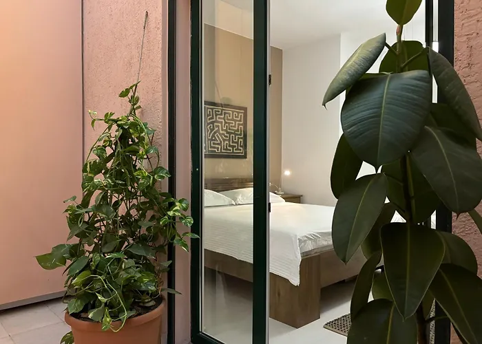 Tam Serviced 2bdr Center No6 Apartman