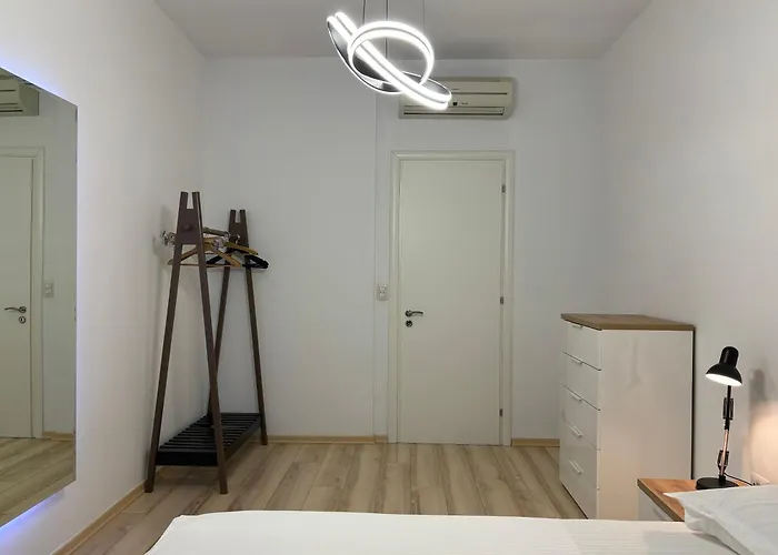 Tam Serviced 2bdr Center No6 Apartman Tirana