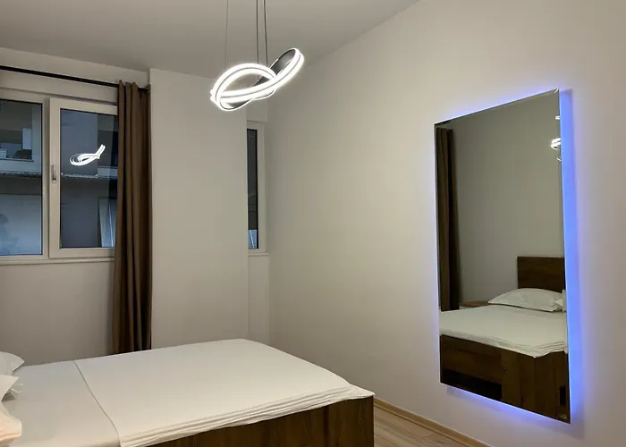 Apartament Tam Serviced 2bdr Center No6 Tirana