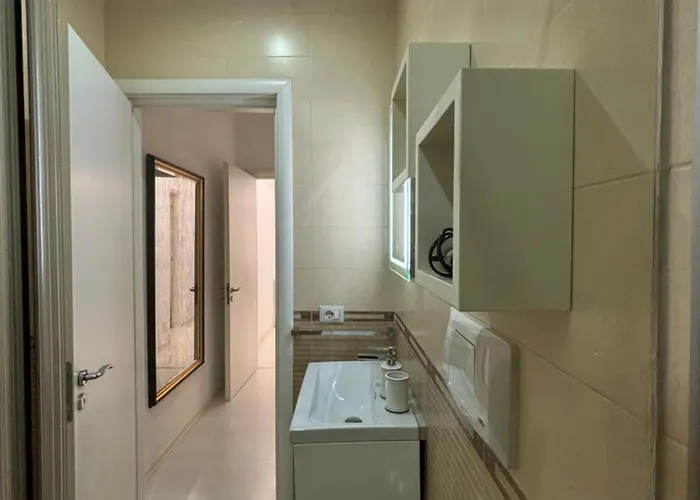 Tam Serviced 2bdr Center No6 Apartament