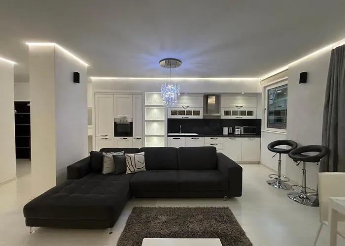 Apartment Tam Serviced 2bdr Center No6 Tirana